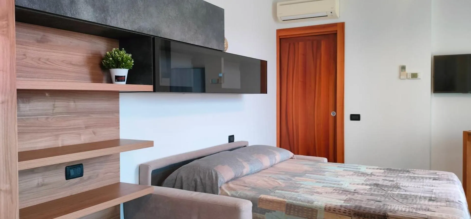 Lejlighed Suite Ultimo Piano Top-Floor Suite With Private Garage Vicenza